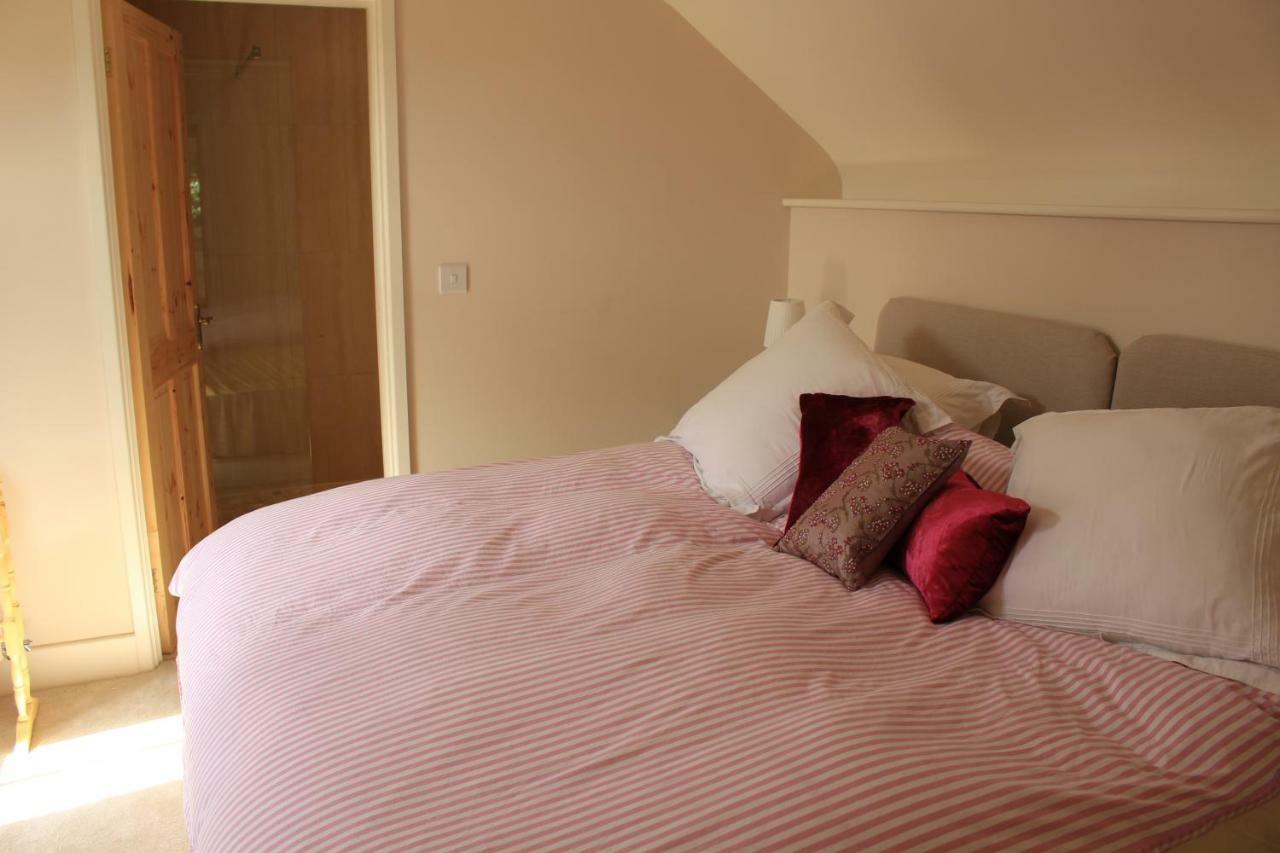 Bed and Breakfast The Old Bakery Barn Pattishall Екстер'єр фото